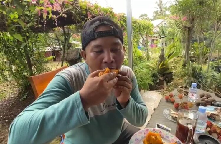 Sensasi menikmati Madu Klulut di Bhuana Jaya Kukar