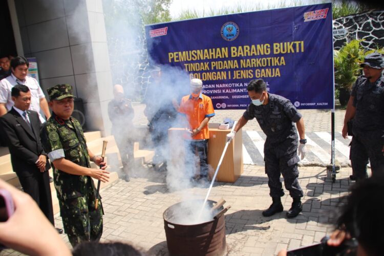 BNNK Balikpapan Gagalkan Pengiriman 1,4 Kg Ganja Asal Medan