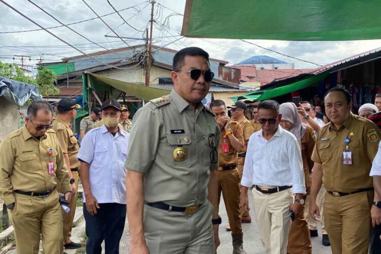 Kunjungi Pasar Segiri, Andi Harun Ungkap Lahan Parkir Ramah Lingkungan
