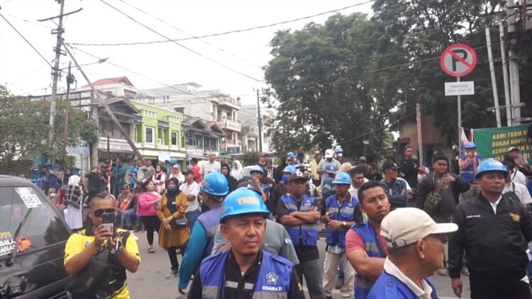 Kecewa dengan Bea Cukai, Buruh TKBM Datangi Kantor Bea Cukai