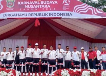 Andi Harun Beri Apresiasi Ribuan Warga Yang Antusias Saksikan Pawai Pembangunan Samarinda