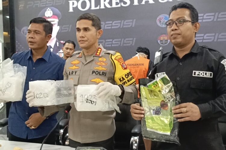 Narkoba 3 kilo diduga asal Malaysia diamankan Polisi