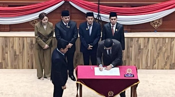 Pemkot dan DPRD Samarinda Kompak Sahkan Empat Raperda Jadi Perda