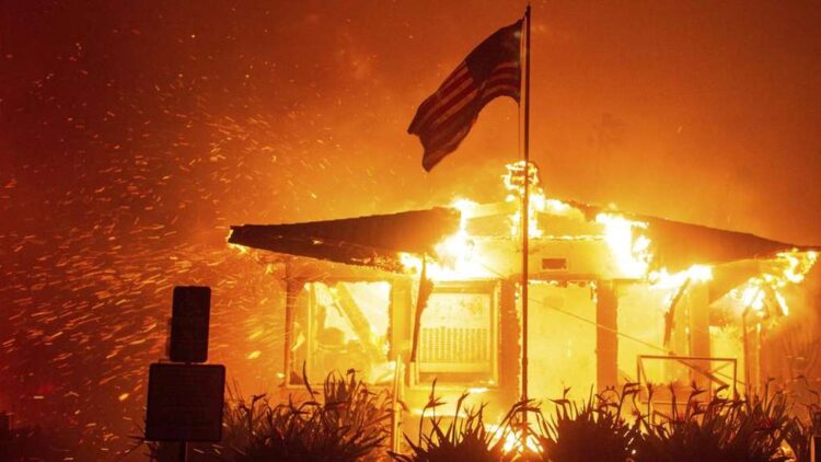 Kebakaran Besar Landa Los Angeles