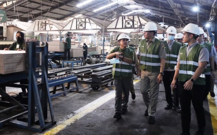 Kunjungi PT OAK, Andi Harun Tegaskan Pentingnya Investasi