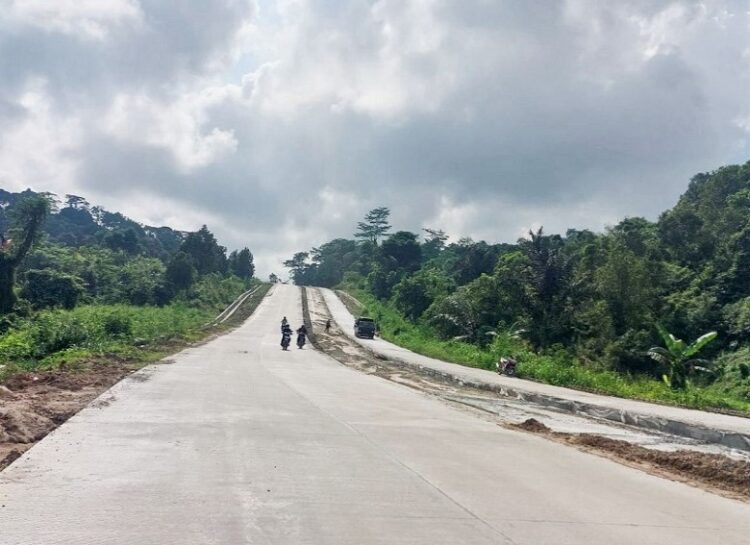 Dishub Kukar Pastikan Peningkatan Akses Jalan Jongkang -Samarinda