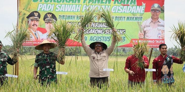 Edi Damansyah Minta Petani Optimalkan Pemanfaatan lahan Tidur