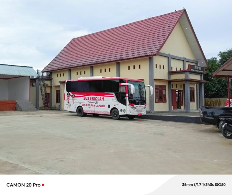 Latih Kemandirian, Pelajar Rapak Lambur Kukar Gunakan Bus Sekolah