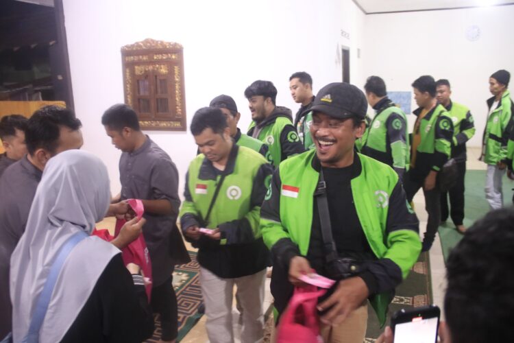 Pertamina Patra Niaga Gelar “BEDUKK” di Samarinda, Dukung UMKM dan Komunitas Gojek di Bulan Ramadan