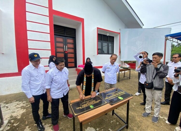 Peresmian Kantor Lurah Bukit Biru, Bupati Kukar: Kantor Baru Budaya Kerja Baru