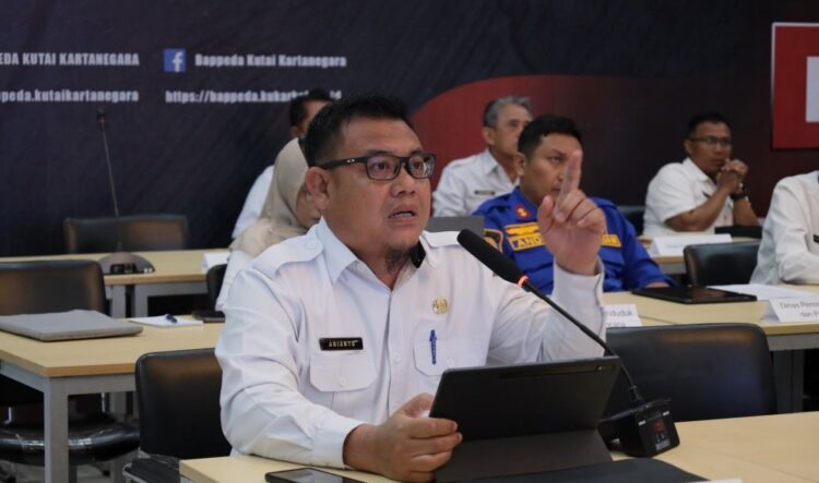 DPMD Kukar Fasilitasi Rekrutmen Perangkat Desa dengan Profesionalisme dan Transparansi