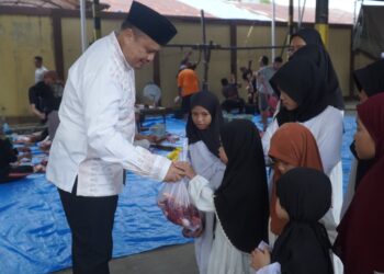 Berbagi Berkah Idul Adha: Polresta Samarinda Bagikan 64 Hewan Kurban