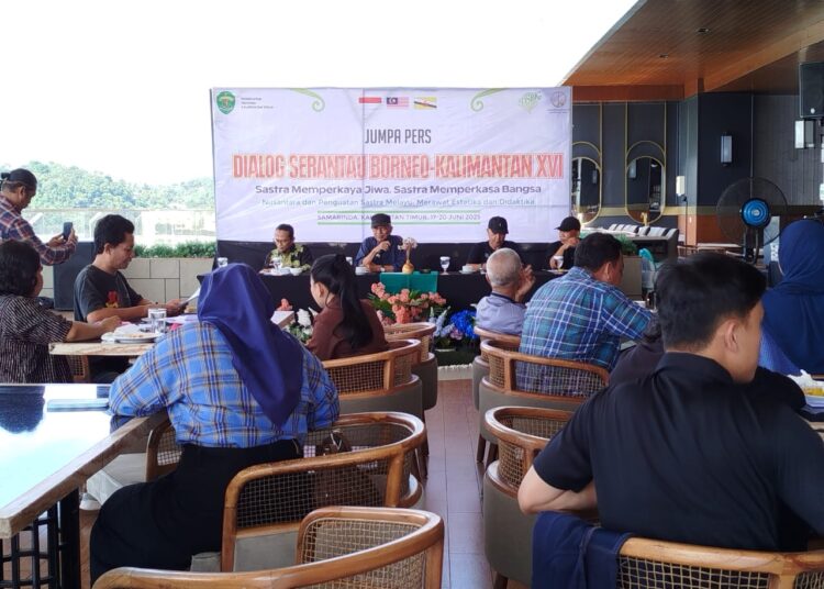 Kaltim Tuan Rumah Dialog Serantau Borneo Kalimantan XVI
