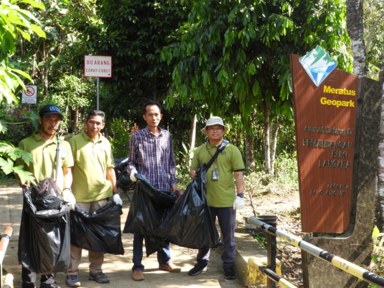 Peringati Hari Bumi Sedunia, Pertamina EP Tanjung Field Dukung Aksi Lestari di Cagar Alam Gunung Kentawan