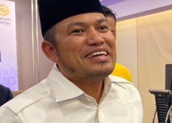 Gubernur Kaltim Temui Menteri PUPR, Perjuangkan Perbaikan Jalan Rusak
