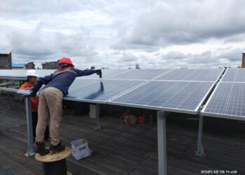 Listrik Tenaga Surya untuk Desa, Program Terang Kampungku Berhasil Menerangi Kukar