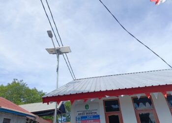 Penerangan Jalan Hadiah Pemkab Kukar, Desa Sepatin Semakin Cemerlang