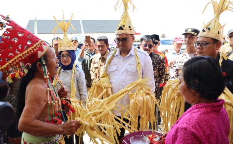 Pengakuan dan Perlindungan Masyarakat Hukum Adat Desa Kedang Ipil