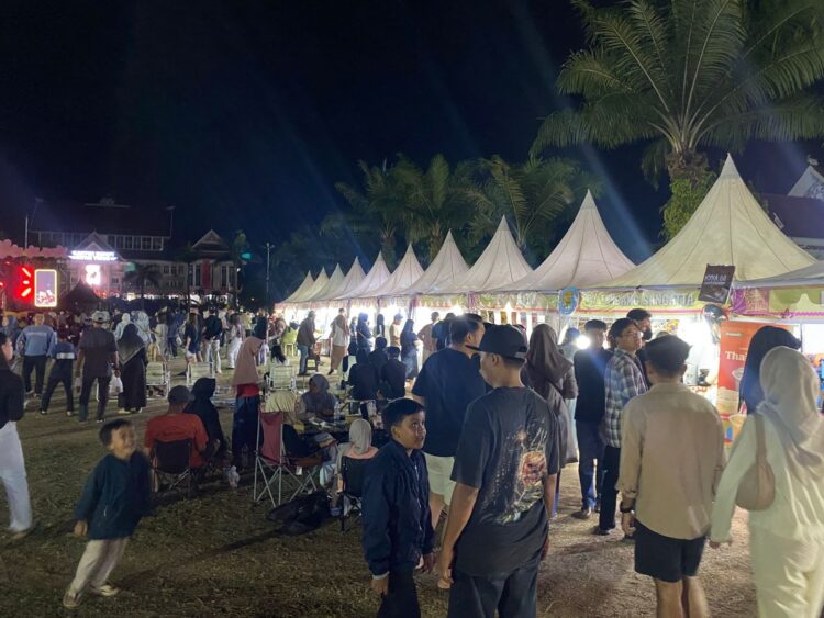 Festival Pemuda Kreatif Kutim 2025 Ditutup Meriah, Ribuan Warga Saksikan Puncak Acara