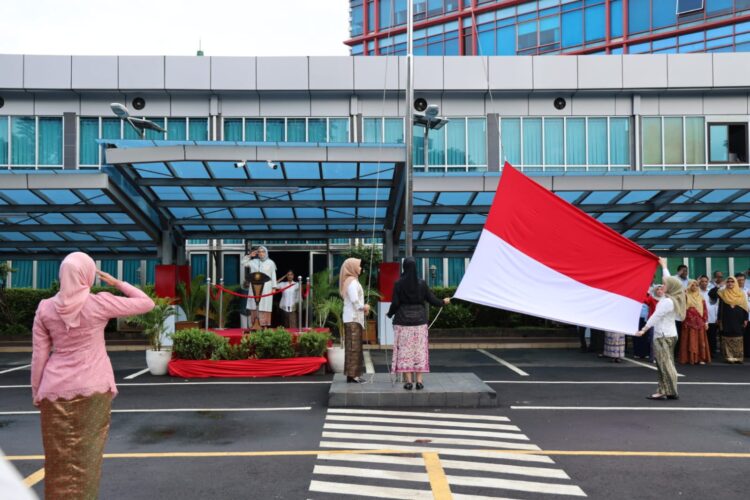 Menteri PANRB Rini Widyantini Pimpin Upacara Hari Ibu ke-97: Apresiasi Perjuangan Perempuan Indonesia