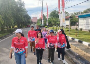 Peringati Hari AIDS Sedunia, Pemkab Kutim Gelar Jalan Sehat dan Senam Sehat