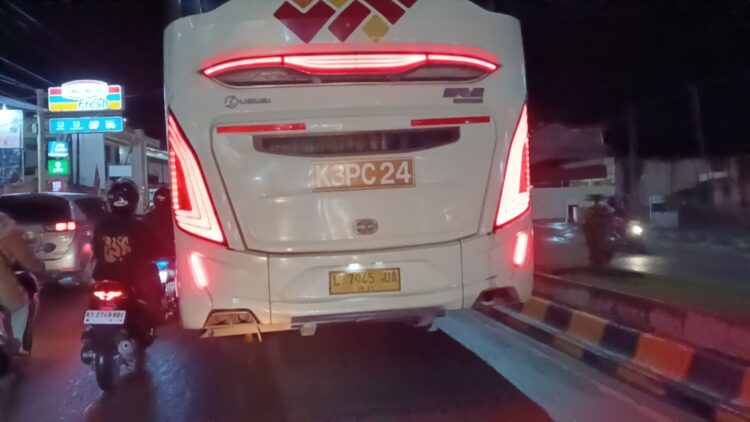 Keluhan Masyarakat Soal Bus Karyawan Direspons, Wabup Mahyunadi Siapkan Penertiban
