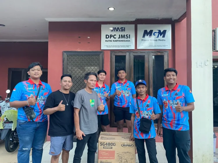Redkar Belida Terima Bantuan Genset dari JMSI untuk Operasional Warga