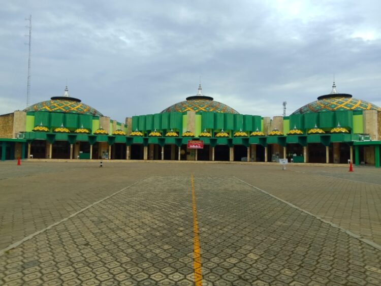 Berkah Ramadan! Masjid Agung SAMS Kukar Bagi-Bagi 4 Paket Umrah Gratis buat Jemaah Tarawih