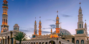 Megahnya Baitul Muttaqien: Permata Spiritual di Tepian Sungai Mahakam