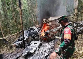 Duka di Balik Kabut Pabetung, Perjuangan TNI Evakuasi Pahlawan Energi di Rimba Nunukan