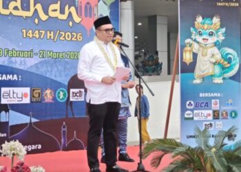 Keliling Pasar Ramadan Tangga Arung, Bupati Aulia Rahman Basri Puji UMKM Kukar yang Mulai ‘Melek’ Digital