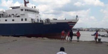 Riuh Puncak Arus Balik di Pelabuhan Samarinda, Ribuan Penumpang dan Asa Baru dari Seberang Laut