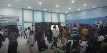 H-8 Lebaran, Pelabuhan Samarinda Mulai Diserbu Pemudik: Rela Tidur Beratap Terminal Demi ‘Amankan’ Tempat di Kapal