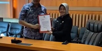 Mobil Tamu Andi Harun Juga Tak Harum