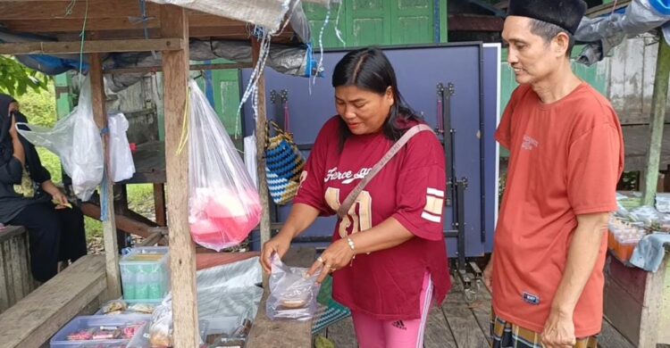 Asa Manis Di Gerobak Ramadan Selerong,  Kisah Susan Menggerakkan Ekonomi Desa