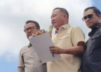 Ribuan Massa Kepung DPRD Kaltim, Pimpinan Dewan Akhirnya Teken Pakta Integritas