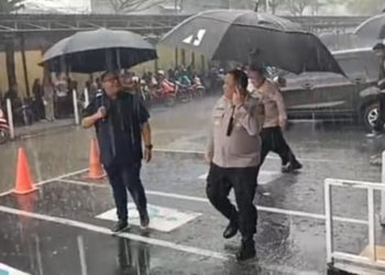 Terjang Hujan Deras, Nabil Husein Pastikan Layanan Publik Polresta Samarinda Tetap Prima