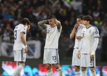 Lonceng Kematian Sepak Bola Italia: Ketika Sang Raksasa Lupa Cara Melangkah ke Piala Dunia