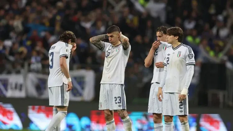 Lonceng Kematian Sepak Bola Italia: Ketika Sang Raksasa Lupa Cara Melangkah ke Piala Dunia