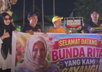 Kerinduan Sembilan Tahun yang Tumpah di Jalan Mawar