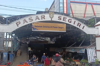 Diduga Mencuri Sayur, Seorang Ibu Viral Diikat di Tiang Listrik Pasar Segiri Samarinda