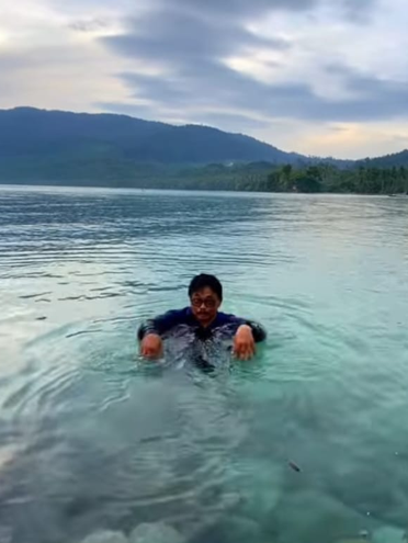 Menyapa Teluk Sumbang, Serpihan Surga Perawan dan Kemegahan Geopark di Ujung Timur Bumi Etam