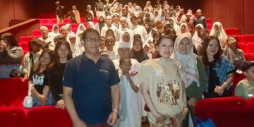 Saat Kisah “Jangan Buang Ibu” Menyentuh Hati Anak Yatim dan Ibu-Ibu Pengajian