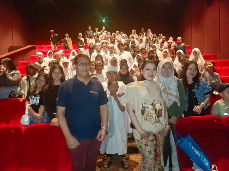 Saat Kisah “Jangan Buang Ibu” Menyentuh Hati Anak Yatim dan Ibu-Ibu Pengajian