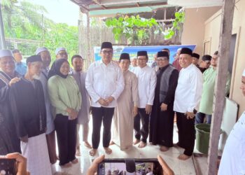 Wali Kota Samarinda Letakkan Batu Pertama Pengembangan Masjid Al Falah, Ajak Warga Berlomba Bangun Rumah di Surga