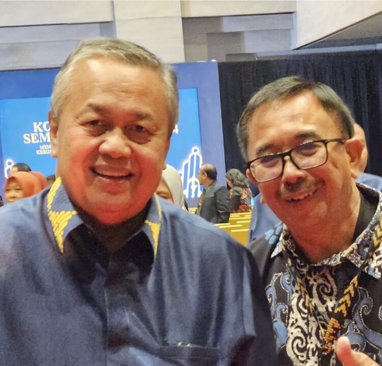 Mundurnya “Si Terajana”