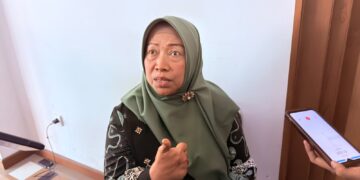 Berburu Dana Pendidikan ke Pusat dan Provinsi Demi Kenyamanan Kelas