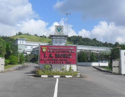 Ketika Jempol Dokter RM Mengiris Hati Pasien BPJS