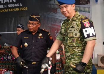 Amankan Potensi Negara, Bea Cukai Samarinda Musnahkan Ribuan Rokok dan Miras Ilegal Senilai Rp1,97 Miliar