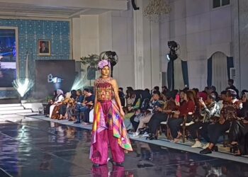 Mendunia! Borneo International Fashion Festival 2026 Jadi Jembatan Wastra Kaltim Menuju Pasar Global